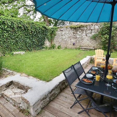 L'Atelier Et Sa Terrasse Apartment Pontivy Exterior photo